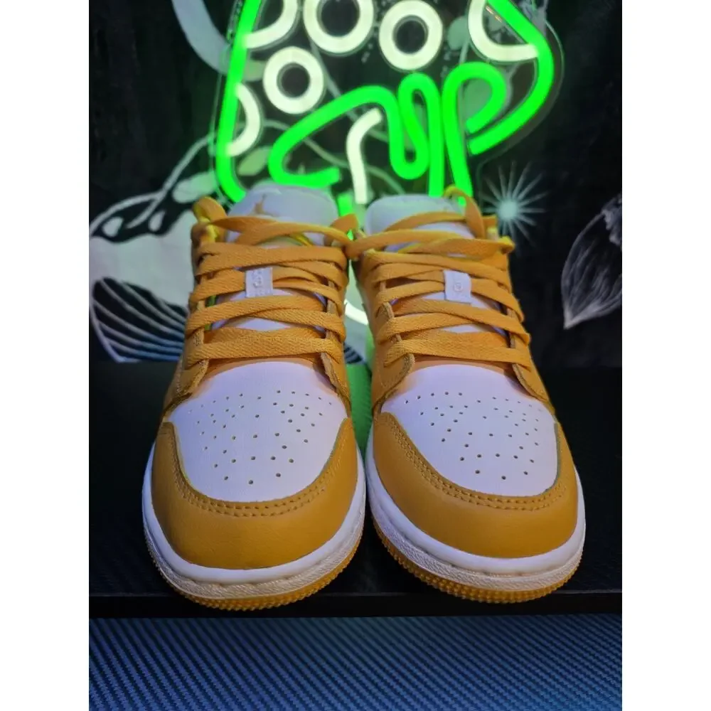 Nike Air Jordan 1 Low White/Pollen US GS 3.5Y Womens 5 2021 553560-171
